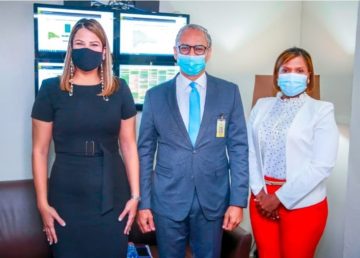 De izquierda a derecha, la coordinadora del Modelo de Gestión Penitenciaria, magistrada, Hilda Patricia Lagomba Polanco; el director de la Dirección Nacional de Cedulación Américo Rodriguez y la encargada de tratamiento de la Procuraduría General de la República (PGR), Darys Urbaez